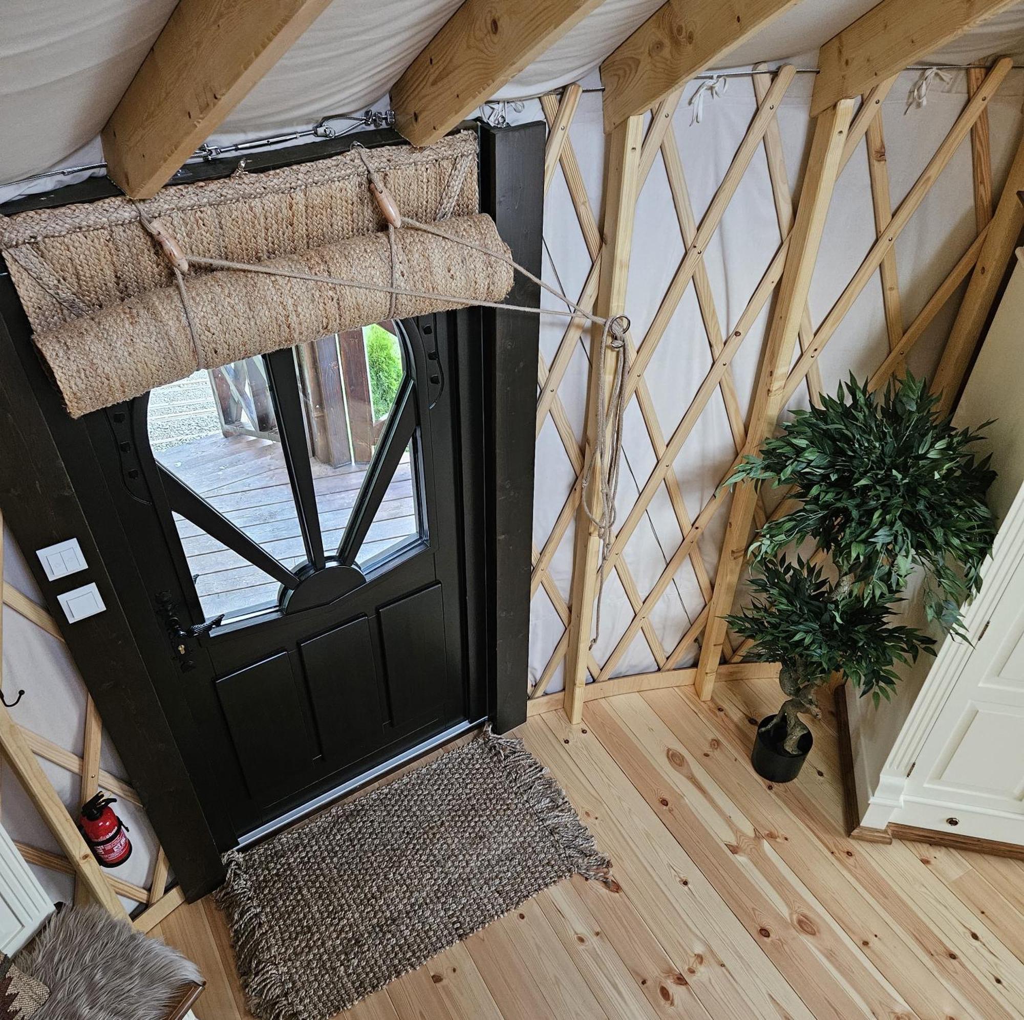 Jurta Na Wypasie - Luksusowy Namiot Z Widokiem Na Gory - Jacuzzi, Sauna, Split Ac, Private, Star View Zakopane Luaran gambar