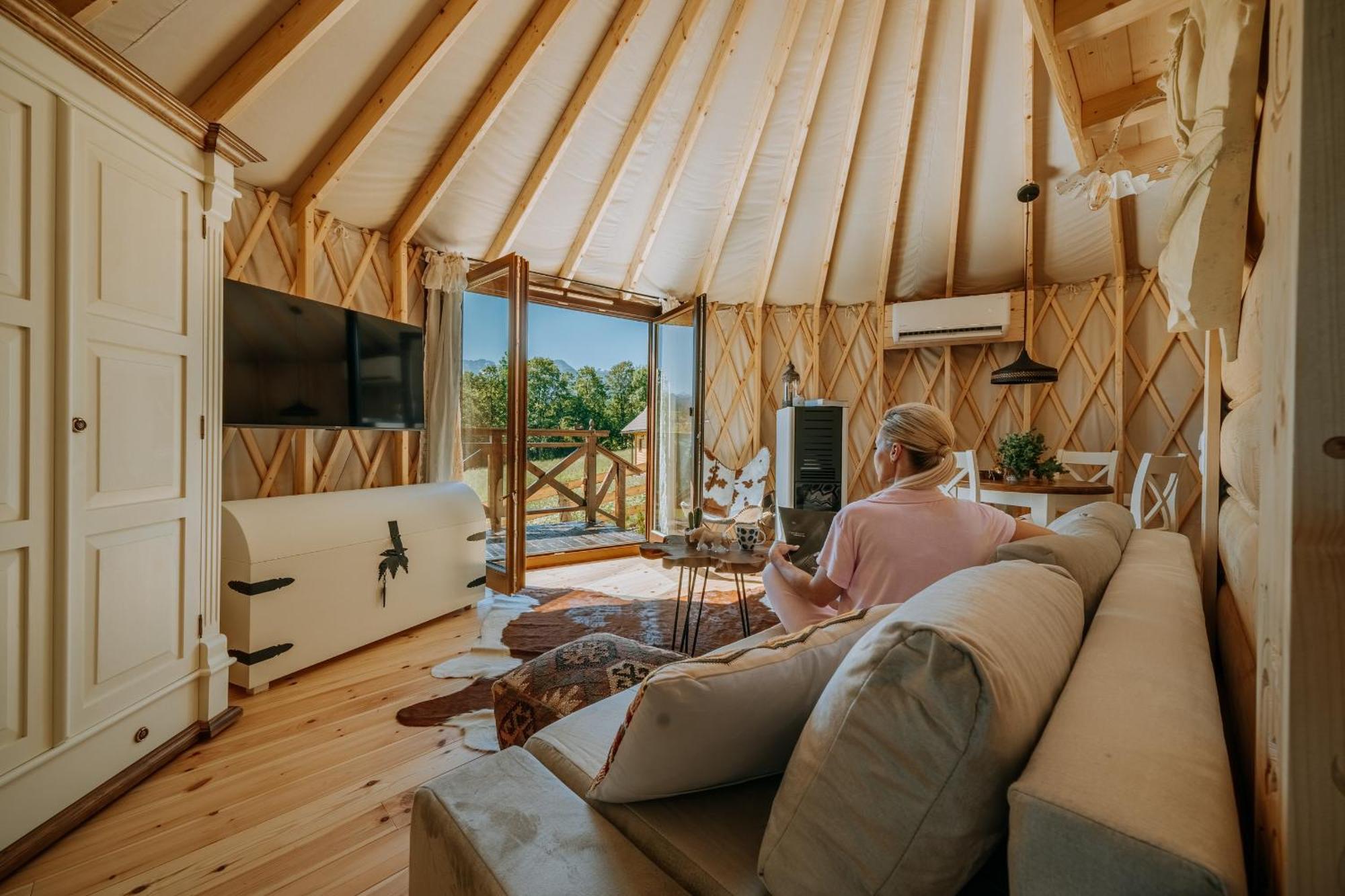 Jurta Na Wypasie - Luksusowy Namiot Z Widokiem Na Gory - Jacuzzi, Sauna, Split Ac, Private, Star View Zakopane Luaran gambar