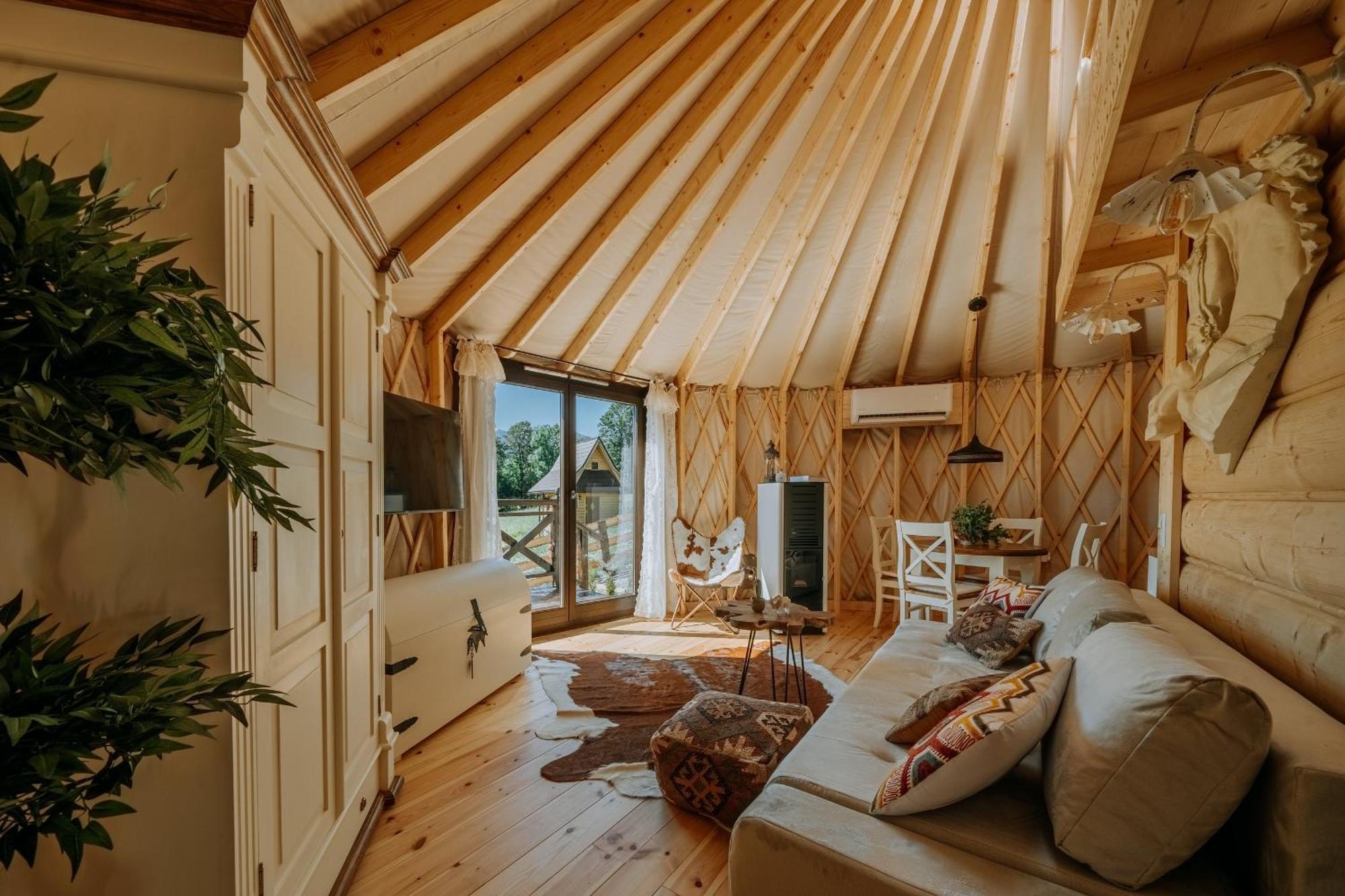 Jurta Na Wypasie - Luksusowy Namiot Z Widokiem Na Gory - Jacuzzi, Sauna, Split Ac, Private, Star View Zakopane Luaran gambar