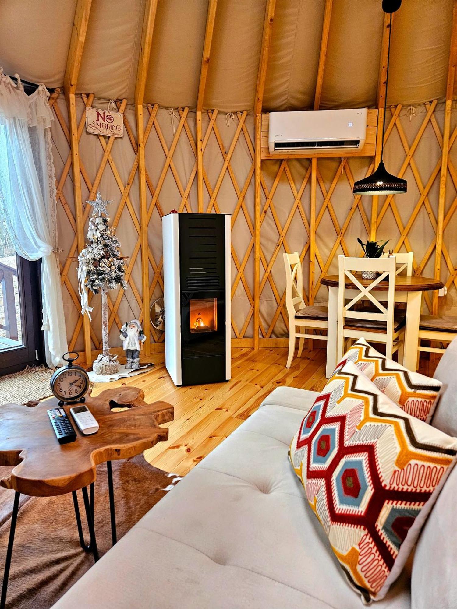 Jurta Na Wypasie - Luksusowy Namiot Z Widokiem Na Gory - Jacuzzi, Sauna, Split Ac, Private, Star View Zakopane Luaran gambar